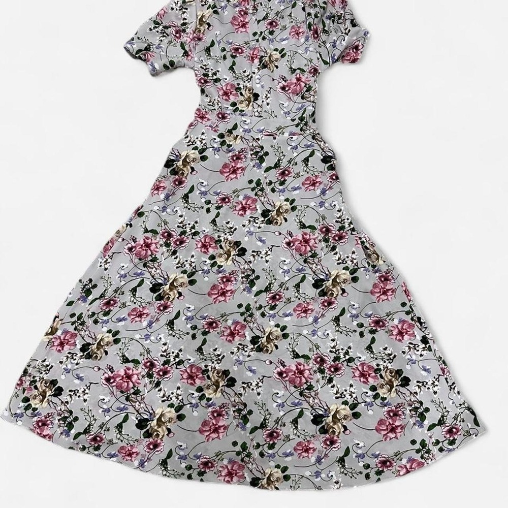 Vintage-Inspired Floral Ruffle Midi Dress